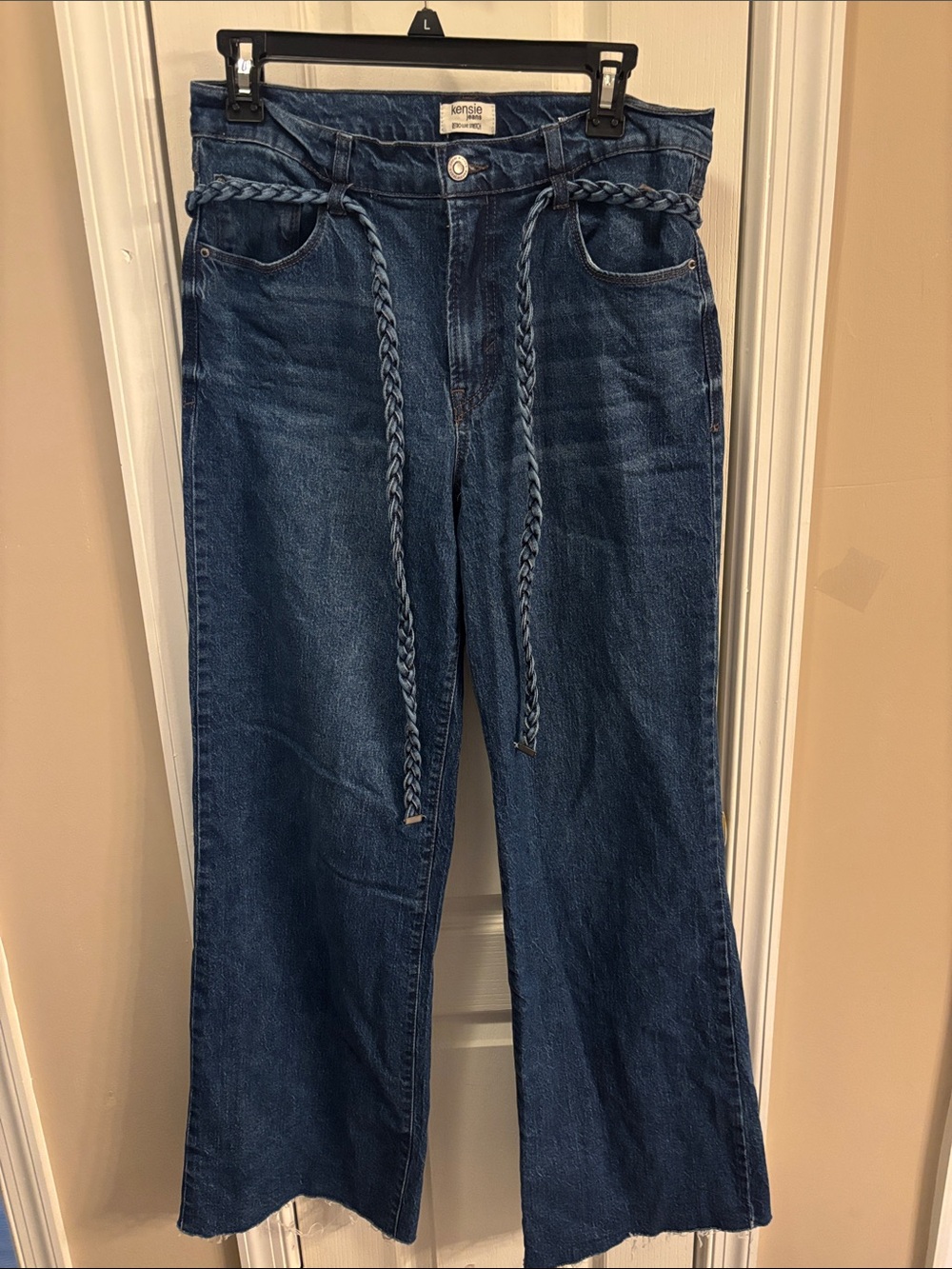 Kensie Dark Blue Wide-Leg Jeans with Braided Belt
